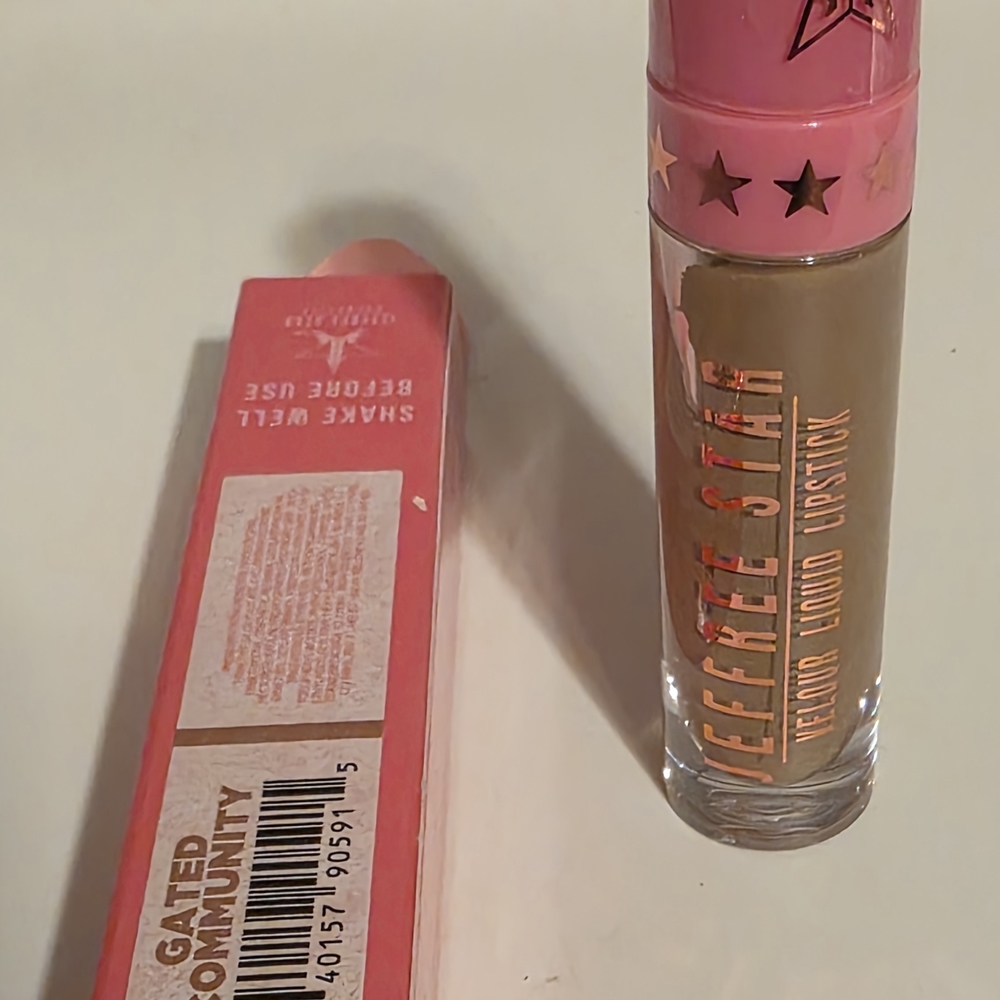 Jeffree Star Velour Liquid Lipstick - "Gated Community" - NIB